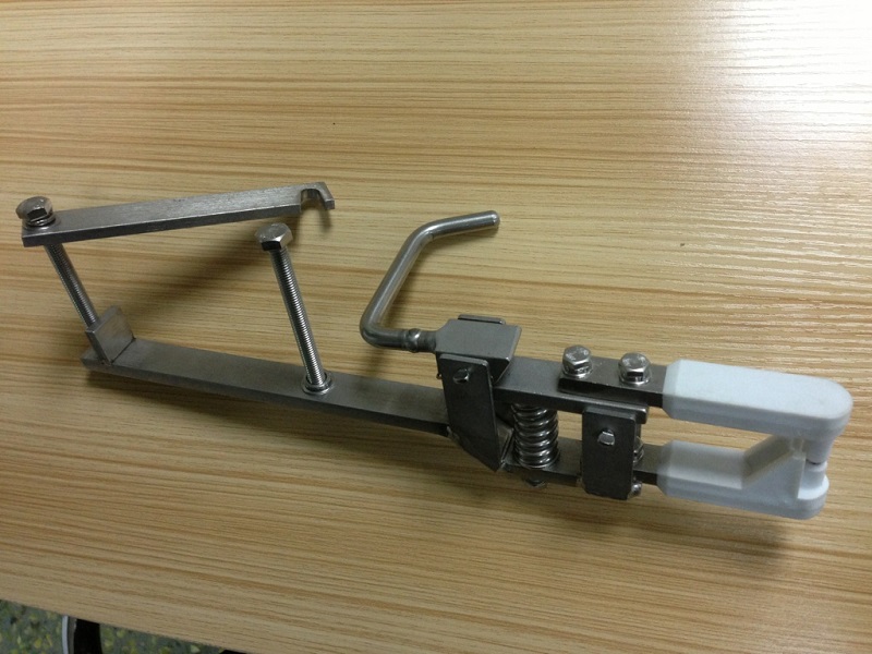 �������м�